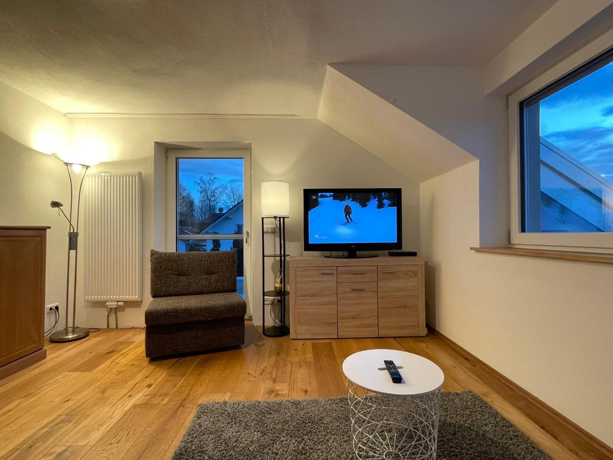 Wohnung Mit Ausblick Im Allgaeu Mit 2 Schlafzimmern Marktoberdorf Exterior photo